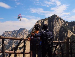 带爸妈旅游拍照技巧(带爸妈旅游的朋友圈文案)