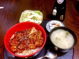 关于千寻家定食屋旅游美食图片的信息