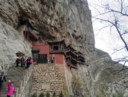 悬空寺在哪里(唐县悬空寺在哪里)