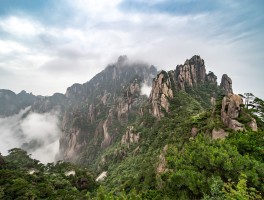 世界名山大川一百个美景(世界上有哪些名山大川,名胜古迹)