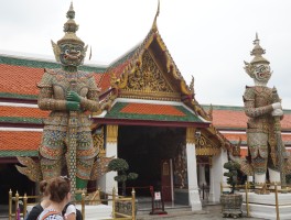 景点旅游全身照拍照技巧和方法视频(景点旅游全身照拍照技巧和方法视频大全)