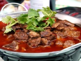 牛肉火锅的做法大全(牛肉火锅的做法大全视频教程)