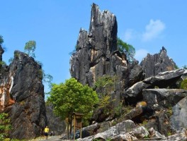 贺州旅游景点大全(贺州旅游景点大全排名有文化底蕴的)