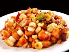 中国各地美食八大菜系(中国美食可以分为八大菜系分别是?)