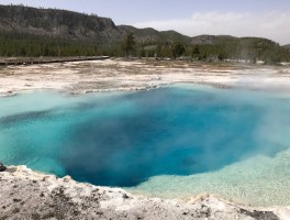 黄石旅游景点(黄石旅游景点有哪些好玩的地方)