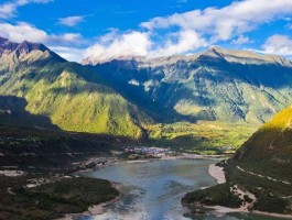 雅鲁藏布江大峡谷旅游攻略(林芝雅鲁藏布江大峡谷旅游攻略)