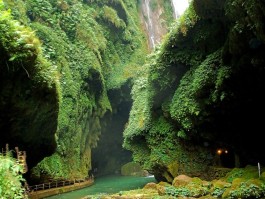 通灵大峡谷(通灵大峡谷门票多少钱一张)