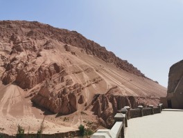 自驾旅行火焰山主峰到千佛洞(自驾旅行火焰山主峰到千佛洞要多久)