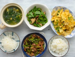 各地美食午餐(100种美味午餐)