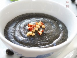 黑芝麻糊的做法(怎样自制黑芝麻糊的做法)