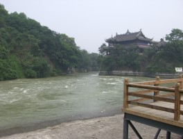 都江堰旅游(都江堰旅游讲解)