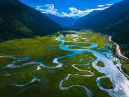 中国一年四季最值得旅行的地方(中国一年四季最值得旅行的地方有哪些)