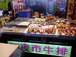 厦门旅游必去的5条美食小吃街(厦门旅游必去的5条美食小吃街有哪些)