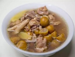 栗子炖鸡(栗子炖鸡块怎么做)