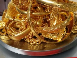 黄金手机(苹果黄金手机)