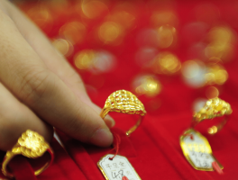 周生生今日黄金价格(周生生今日黄金价格多少钱一克2019年)