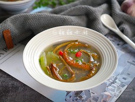 黄鳝汤的做法(黄鳝汤的做法和功效与作用)