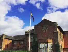 英国现在是什么季节(英国现在是什么季节什么天气)