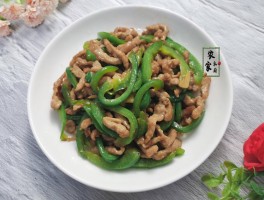 青椒炒多久能熟(青椒炒鸡怎么炒)