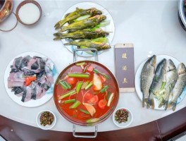 介绍黔东南旅游美食攻略(介绍黔东南旅游美食攻略图片)
