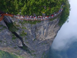 湖南最值得去的旅行地方(湖南最值得去的旅行地方排名)