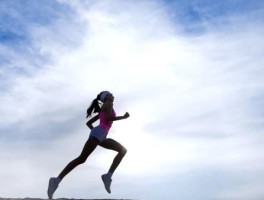 每天跑步20km，是不是就可以随便吃了？(每天跑步20km,是不是就可以随便吃了东西)