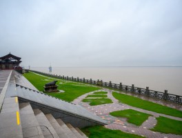 海宁盐官观潮(海宁盐官观潮景区)