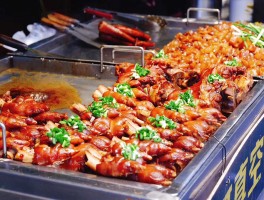 江苏小吃美食旅游城市(江苏省哪个城市小吃多适合旅游)