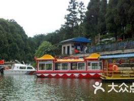 烟霞湖(烟霞湖风景区好玩吗)
