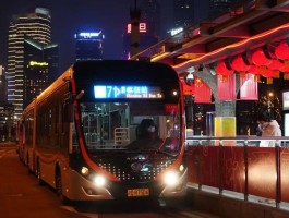 上海71路公交车(上海71路公交车图片)