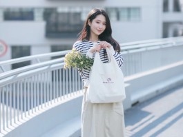 文艺旅行拍照技巧视频教程(文艺旅行拍照技巧视频教程大全)