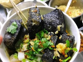 笔架山旅游美食攻略(笔架山旅游美食攻略视频)