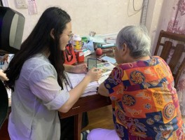 杭州一养老机构招募年轻人入住，每月陪伴老人十小时可免房租，这一模式是否值得推广？的简单介绍