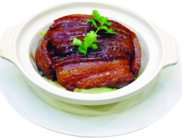 南乳扣肉(南乳扣肉是哪里菜?)