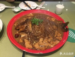 得莫利炖鱼(得莫利炖鱼在哪个服务区)