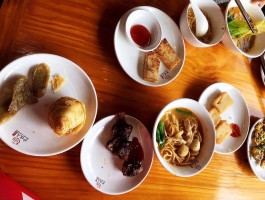 以美食和旅游环境命名个标题的简单介绍