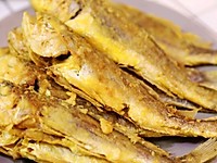 小黄花鱼的家常做法(小黄花鱼的家常做法简单好吃)