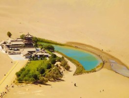 旅游旺季和淡季是几月份(云南旅游旺季和淡季是几月份)