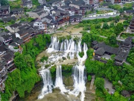 湘西土家族旅游日记(湘西土家族旅游日记300字)