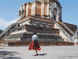 跟女友旅行拍照技巧教程(和女朋友旅游拍照发朋友圈的说说)