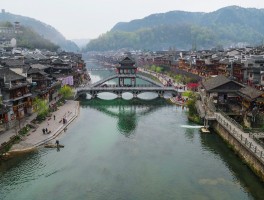 湘西旅游(湘西旅游必去十大景点)