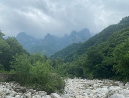 红河谷景区(红河谷景区图片)