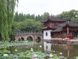 大观园门票价格(湘潭市盘龙大观园门票价格)