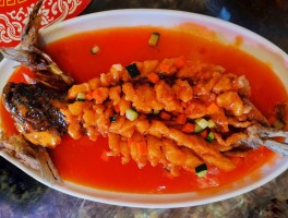 松鼠鱼(松鼠鱼是什么菜系)