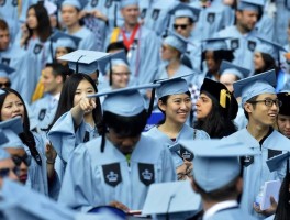 关于报告显示「海外留学人才中超八成留学生选择回国就业，金融业招聘薪资居首」，如何看待这一趋势？的信息