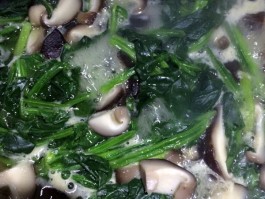 菠菜汤的做法(西红柿菠菜汤的做法)