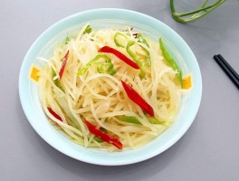 酸辣土豆丝的做法(酸辣土豆丝的做法 最正宗的做法)