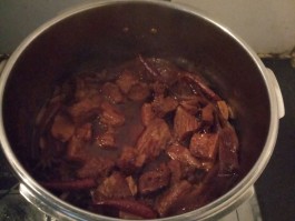 炖牛肉的做法大全(炖牛肉的做法大全视频)