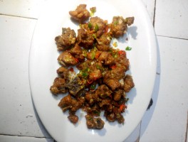 椒盐排骨(椒盐排骨的做法 家常)