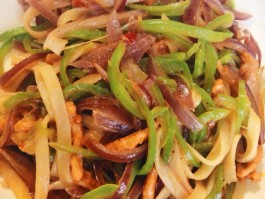 肉丝炒面的做法(肉丝炒面的做法视频)